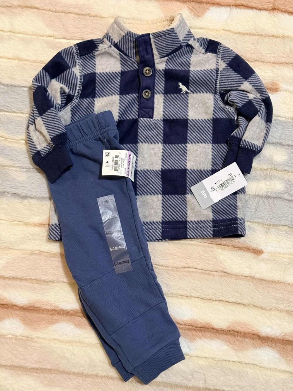 Carter's 2-Piece Buffalo Check Fleece Pullover & Pant Set Baby 6M NWT